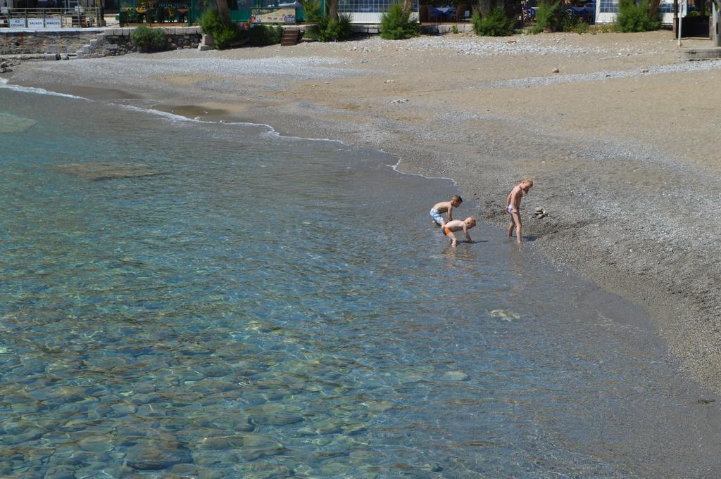 So Close To The Beach อายิโอสนิโกลาโอส ภายนอก รูปภาพ